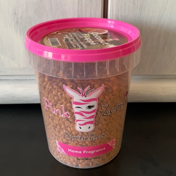 Pink Zebra π¦ Sprinkles~Coconut Frappe~16oz NEW